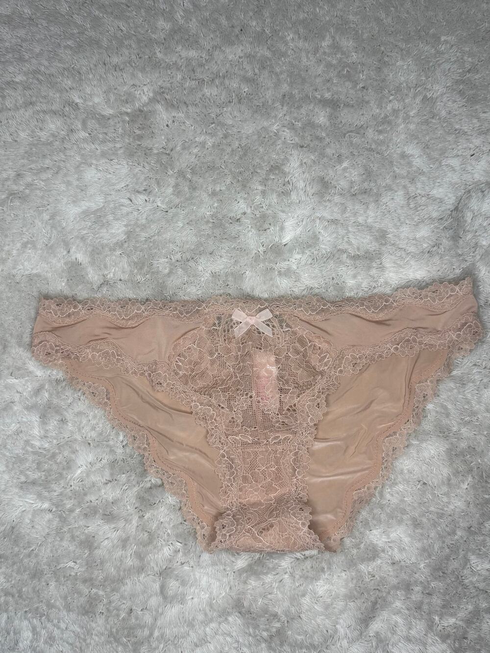 NWOT Victoria’s Secret Vintage Dream Angel Lace Satin Sheer Cheekini Panty Tan S